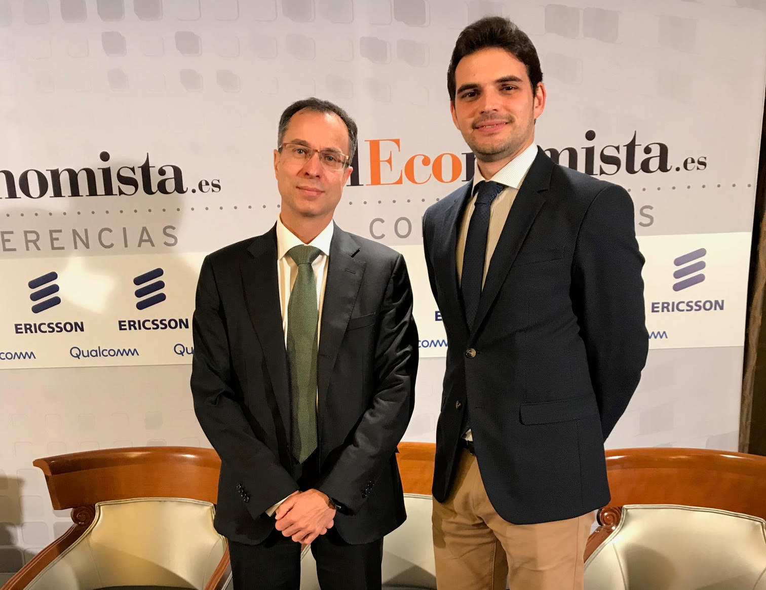 Serrano junto al director de Estrategia y Desarrollo de Red de Telefónica, Javier Gutiérrez