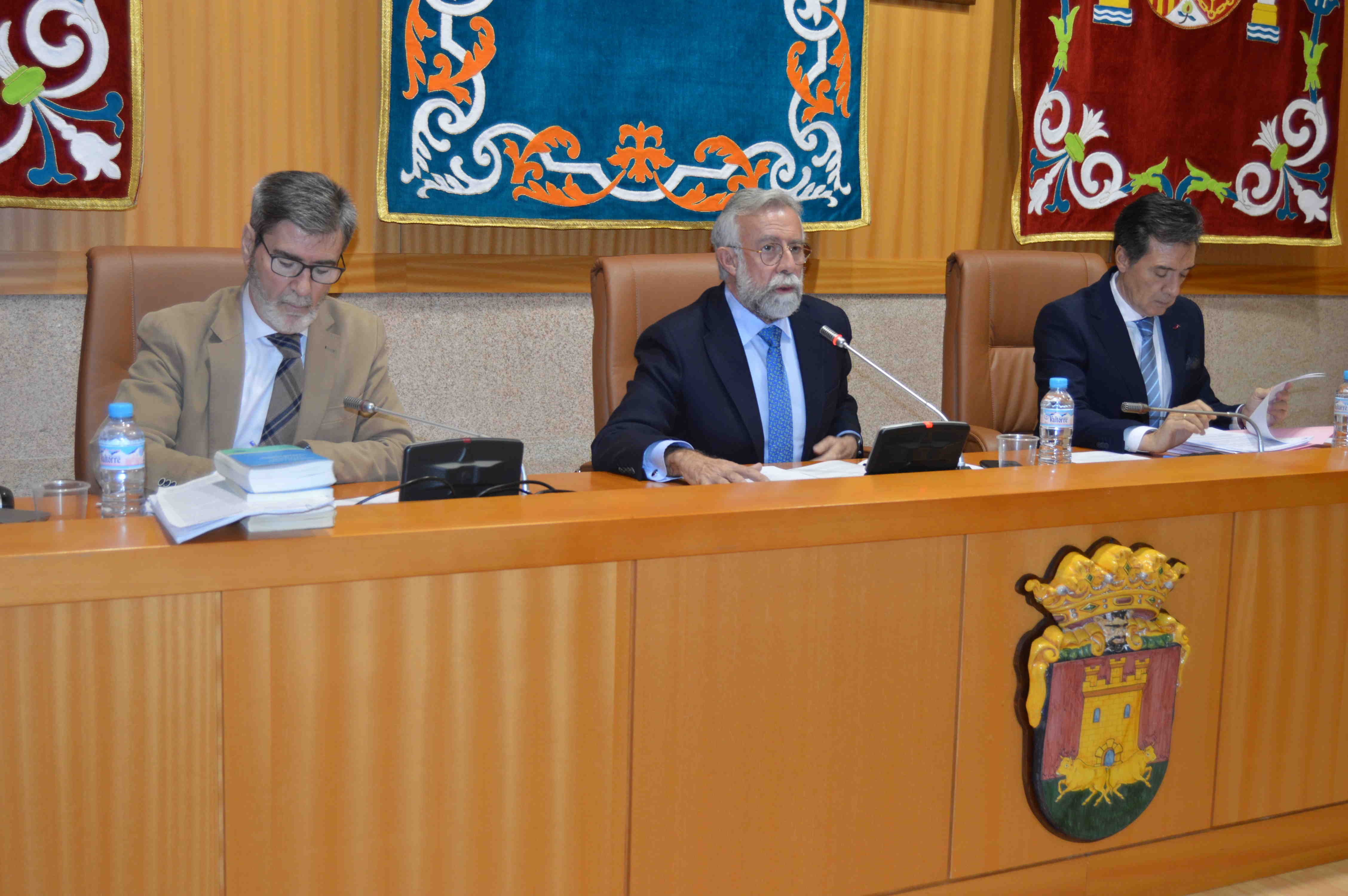 El alcalde, Jaime Ramos, en el pleno del mes de noviembre