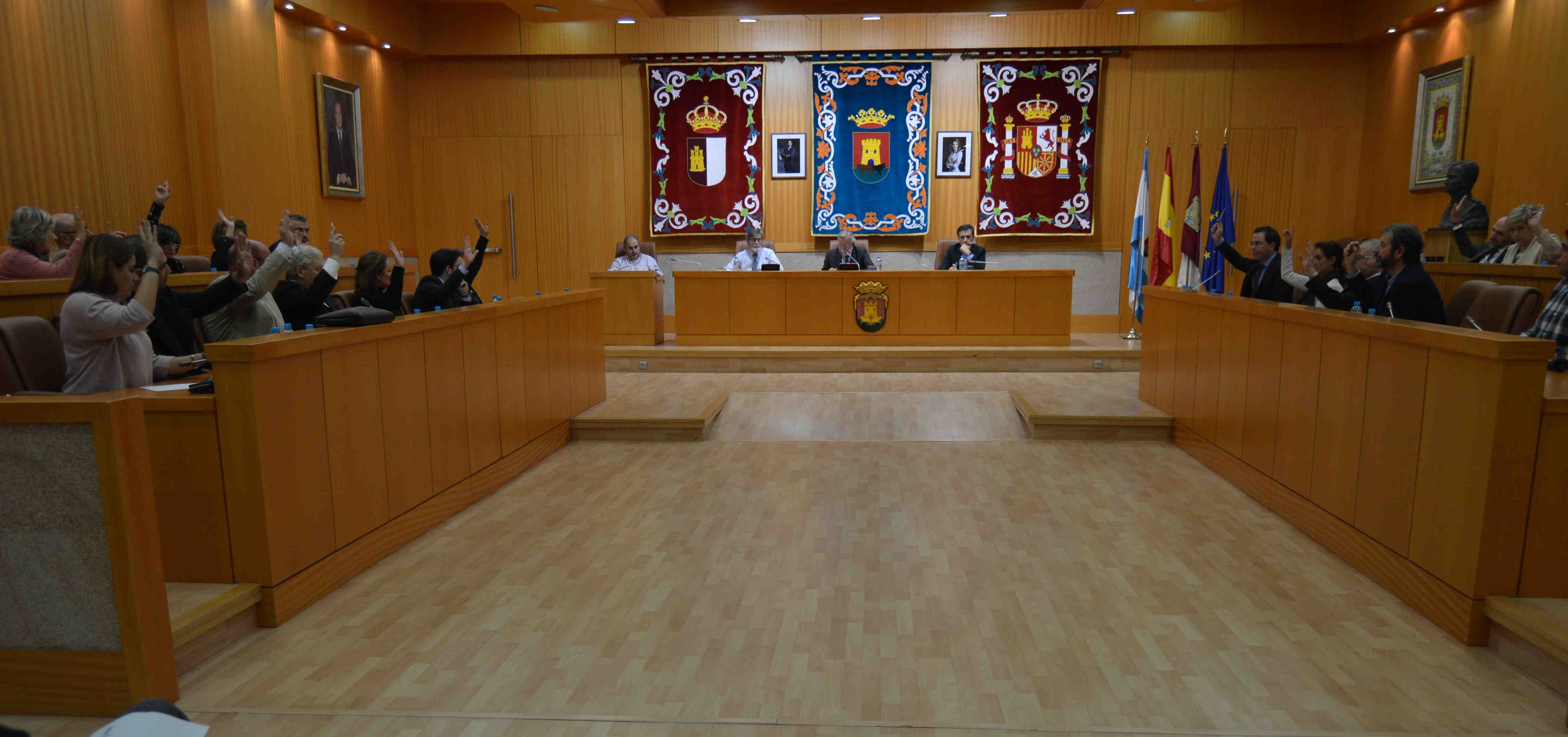 La Corporación Municipal  en el pleno extraordinario de hoy.