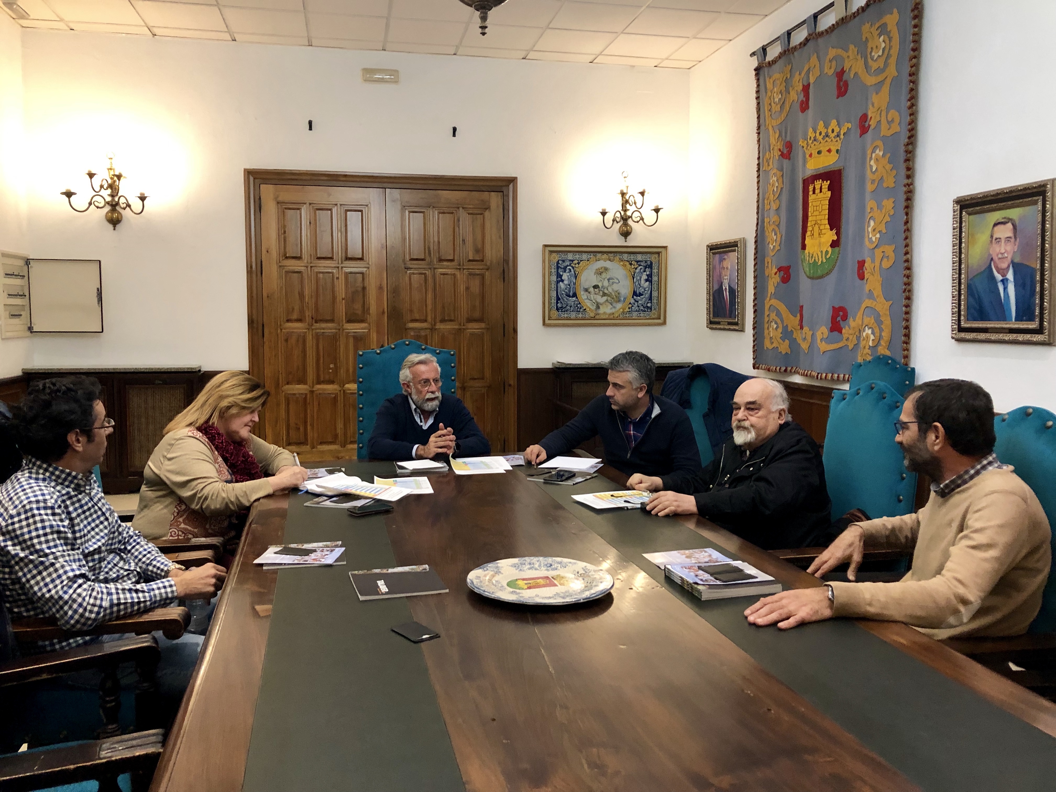 La Comisión Pro Mondas en la reunión para preparar la siguiente edición
