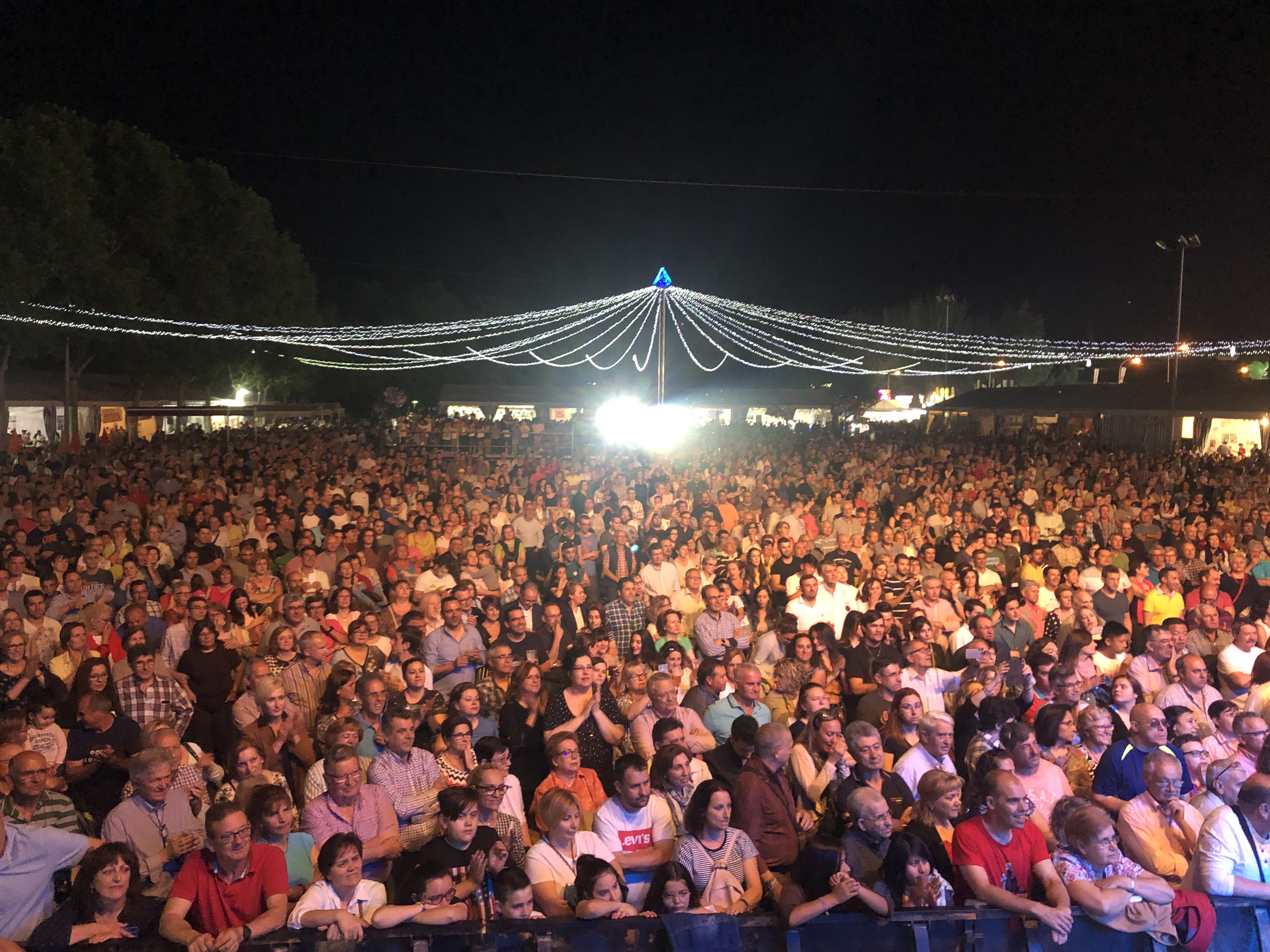 Muelas ha destacado la alta participacion y asistencia de público en las Ferias