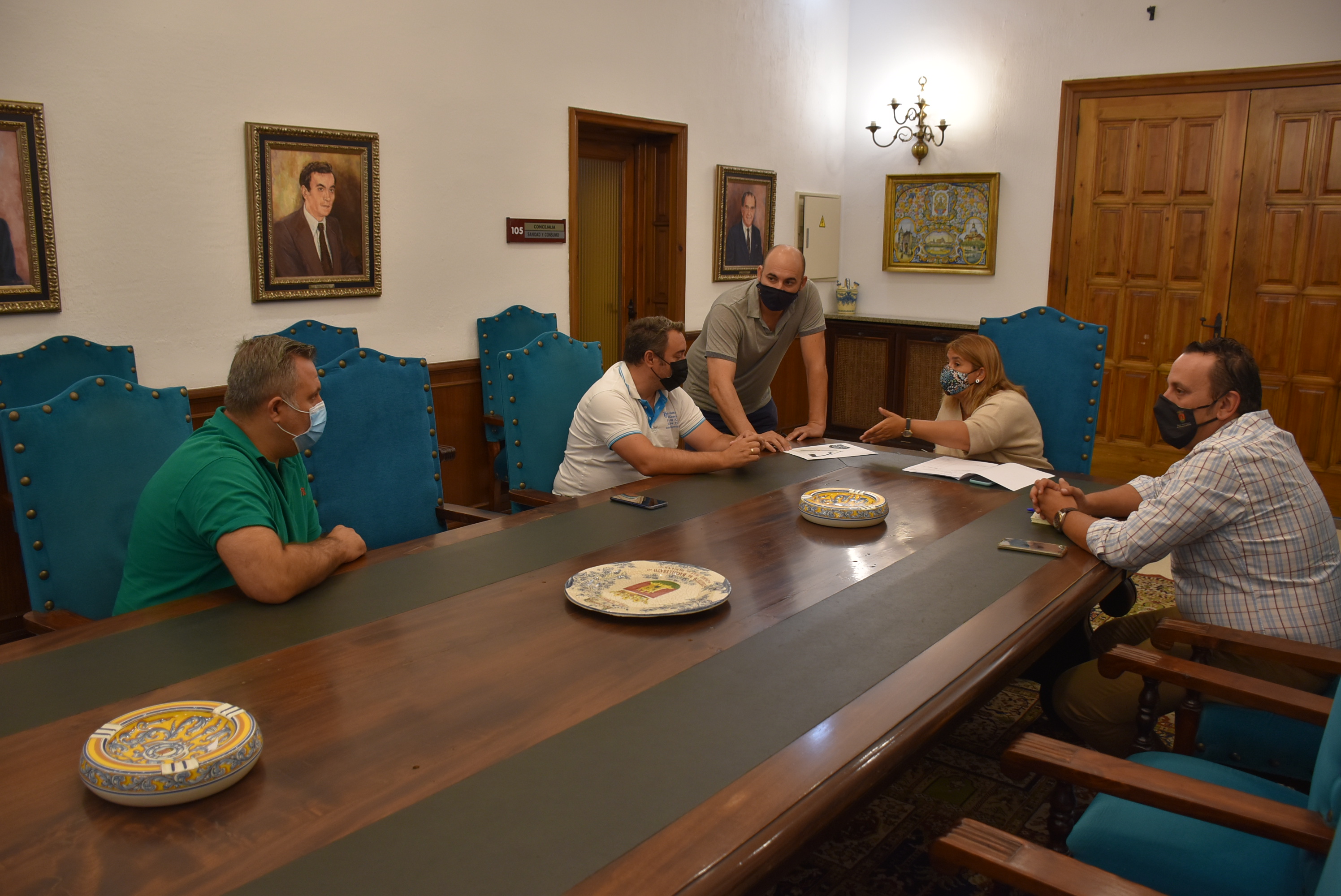 Fotografía reunión taxis